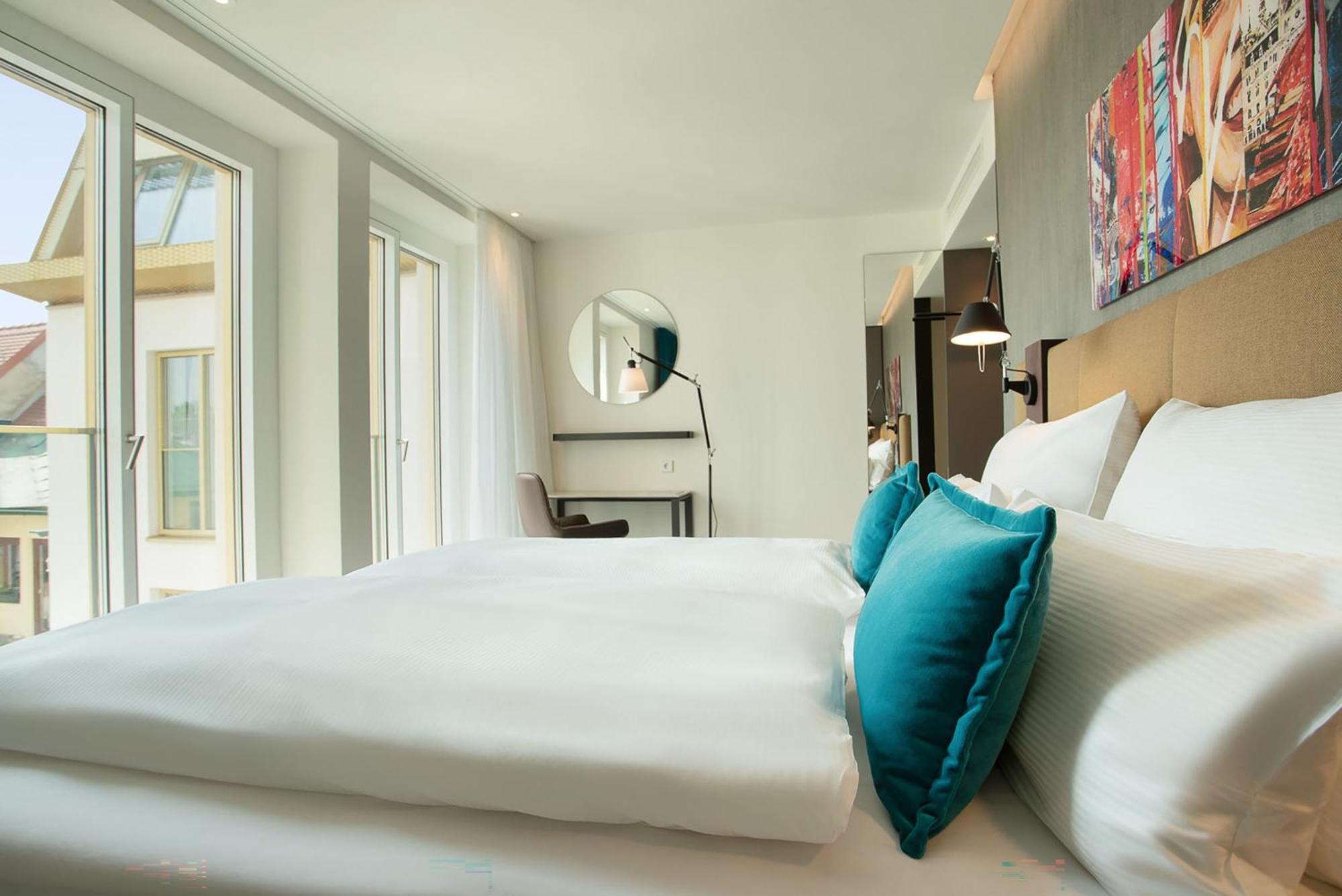 Motel One Грац Экстерьер фото